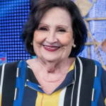 Uma revelação de Dona Déa Lucia, mãe de Paulo Gustavo, deu o que falar nas redes sociais. Aos 75 anos, ela contou que fez uma harmonização íntima. (Foto: Divulgação/TV Globo)