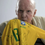 Zagallo morreu aos 92 anos no dia 5 de janeiro de 2024 após enfrentar uma série de problemas de saúde. (Foto: Divulgação/CBF)