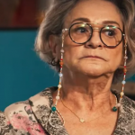 Fafy credita que as oportunidades ainda são escassas para mulh3res com mais de 50 anos. (Foto: Divulgação/HBO Max)