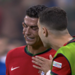 Ainda sem marcar na Euro 2024, Cristiano Ronaldo protagonizou a imagem mais marcante da partida. (Foto: X)