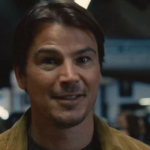 M. Night Shyamalan e Josh Hartnett vêm à SP promover ‘Armadilha’. (Foto: Warner)