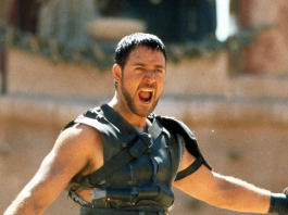O ator neozelandês Russell Crowe, 60, revelou, em entrevista à revista Vanity Fair, que a última vez que assistiu a “Gladiador” (2000) foi em uma exibição realizada no Coliseu, em Roma, na Itália, em 2018, para arrecadar dinheiro para a caridade. (Foto: Reprodução)