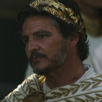 O Lucius de Paul Mescal vive em paz com sua família quando é atacado e tomado como escravo pelo general vivido por Pedro Pascal. (Foto: Paramount)