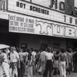 O longa foi exibido na mostra Sessões Especiais do Festival de Cannes no ano passado. A obra reúne sete anos de trabalho, pesquisa, filmagens e montagem na busca para conhecer o centro do Recife no século 20. (Foto: Reprodução)