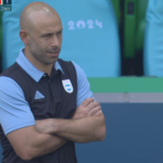 Javier Mascherano acionou Simeone, que diminuiu para os argentinos 12 minutos após entrar em campo. (Foto: X)