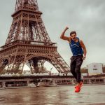 No último final de semana, o ator Nicolas Prattes compartilhou com os seguidores que irá competir na primeira maratona olímpica de amadores em Paris (Foto: Instagram)