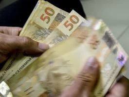 Em junho, os depósitos somaram R$ 348,1 bilhões, enquanto os saques totalizaram R$ 335,3 bilhões. (Foto: Agência Brasil)
