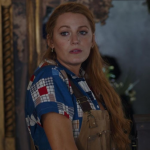 Assim, a briga entre Blake Lively e Justin Baldoni, porém, jogou uma água fria na produção. (Foto: Reprodução)