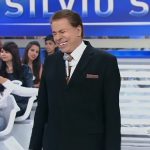 Com certeza um dos momentos que marcou a sua participação na TV foi o quadro Jogo dos Pontinhos, onde os convidados ficavam sentados em um box tentando completar a frase dita pelo Silvio Santos. Em 2014, o apresentador não conseguiu terminar a frase e deu uma crise de riso (Foto: SBT)