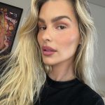 Yasmin Brunet é uma personalidade influente no meio artístico (Foto: Instagram)