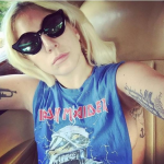 Lady Gaga é uma cantora extremamente descolada e desprendida da peça. (Foto: Instagram)