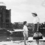 Filhos de Hiroshima: Cidadãos japoneses lidam com as consequências e efeitos devastadores das explosões da bomba atômica. (Foto: Divulgação)