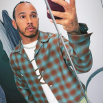 Lewis Hamilton também já contou que o seu período escolar não foi nada fácil por conta da Dislexia. (Foto: Instagram)