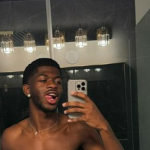 O rapper norte-americano Lil Nas X respondeu um fã que quis saber: ativo ou passivo? E ele respondeu: Mega passivo. (Foto: Instagram)