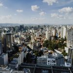 De acordo com o Instituto Nacional de Meteorologia (Inmet), as temperaturas podem ter queda de até 5°C nos próximos dias no Sul, em boa parte do Sudeste e do Centro-Oeste. (Foto: Pexels)