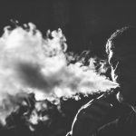 Paulo usava os dispositivos para fumar há cerca de quatro meses. (Foto: Unsplash)