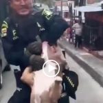 Em um momento de desespero, o policial foi forçado a disparar contra o cachorro, que caiu no chão. (Foto: Instagram)