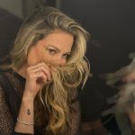 "Instituir uma aposta legal, é um absurdo. A gente precisa ter responsabilidade. Estou falando isso porque meu avô era viciado em jogo, perdeu casas no jogo", disse Luana Piovani (Foto: Instagram)