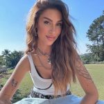 Vamos começar com Bianca Andrade que destaca como o uso excessivo do celular pode afetar a saúde mental. Ela compartilha em suas redes sociais como momentos sem a tela ajudam a manter o equilíbrio emocional e a produtividade (Foto: Instagram)