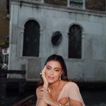 "Tem coisa mais chique do que ficar parada num engarrafamento de lanchinhas em Veneza?", disse Juliana Paes (Foto: Instagram)