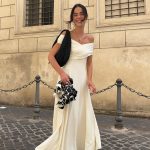 Bruna Marquezine consegue estar nesses fesitivais sem perder o estilo e a sofisticação que fazem parte de sua personalidade (Foto: Instagram)