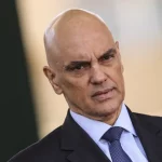 Os parlamentares criticam a decisão de Moraes de bloquear o X, dizendo que ele age como um "ditador totalitário" e que suas ações colocam em risco a democracia. (Foto: Agência Brasil)