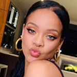 Selena não está sozinha nesse universo milionário de cosméticos. Rihanna também está nessa. (Foto: Instagram)