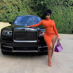 Cardi B tem uma coleção invejável de carros. Segundo a revista Auto Esporte, em sua garagem a rapper tem exemplares de Lamborghini, McLaren e Rolls-Royce. (Foto: Instagram)