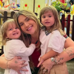 Virginia Fonseca conta que decidiu deixar as filhas, Maria Alice e Maria Flor, longe da escola por um mês. (Foto: Instagram)