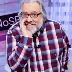 Leão Nicola Lobo, é um jornalista, apresentador de televisão e ator brasileiro. (Foto: Reprodução/SBT)