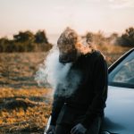 A possível relação de problemas de saúde mental na adolescência com a probabilidade de uso dos vapes. (Foto: Pexels)