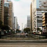 De acordo com a IQAir, uma empresa suíça de tecnologia de qualidade do ar, nesta segunda, a cidade de São Paulo está oscilando junto com Lahore, no Paquistão. (Foto: Pexels)