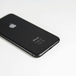 Vale lembrar que nem todos os modelos de iPhone possuem esses recursos. (Foto: Pexels)