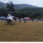 A queda da aeronave ocorreu próximo ao local do acidente do monomotor, segundo informações do Corpo de Bombeiros. (Foto: TV Globo)