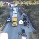 O ônibus estava a caminho de Ciudad Juarez, na fronteira com o estado de Chihuahua. (Foto: TV Record)