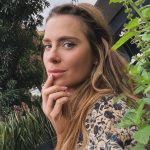 Nesta segunda-feira (14), a atriz Carolina Dieckmann falou sobre seu posicionamento nas redes sociais quando responde um comentário maldoso (Foto: Instagram)