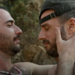 Rotting in the Sun: O filmmaker Sebastián Silva encontra o astro das redes sociais Jordan Firstman em uma praia nudista gay e aceita dirigir seu novo projeto. Mas Sebastián desaparece e Jordan embarca em uma viagem alucinante pela Cidade do México para encontrá-lo. (Foto: Divulgação)