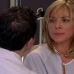 Samantha Jones (Kim Cattrall) descobriu um câncer da mama graças a uma consulta para uma mamoplastia para colocar silicone. (Foto: Reprodução)