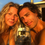 Gwyneth Paltrow atualmente é casada com o escritor de TV Brad Falchuk. (Foto: Instagram)