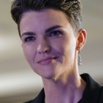 Ruby Rose interpretou a protagonista de Batwoman na primeira temporada. Tanto a personagem quanto a atriz são lésbicas. (Foto: Divulgação)