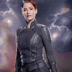 Em Supergirl, Chyler Leigh vive a irmã adotiva da protagonista. Alex Danvers é uma agente do governo que se assumiu lésbica na segunda temporada. (Foto: Divulgação)