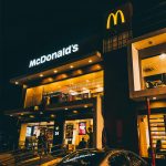 Todas as pessoas que adoeceram afirmaram que passaram mal após comer lanches do McDonald 's, sendo que a maioria havia ingerido o Quarter Pounder. (Foto: Pexels)