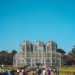 A cidade de Curitiba, no Paraná, foi eleita como um dos melhores destinos para viajar no próximo ano. (Foto: Pexels)