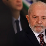 O presidente Luiz Inácio Lula da Silva recebeu nesta segunda-feira os líderes internacionais para a Cúpula de Líderes do G20, que acontece no Museu de Arte Moderna (MAM), no Rio de Janeiro. (Foto: Agência Brasil)