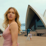 Muitos podem ter achado estranho de Sydney Sweeney ter aceitado o papel em Madame Teia. (Foto: Sony)