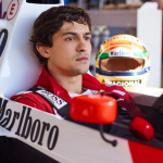 A minissérie sobre Ayrton Senna se desenrola a partir da largada da carreira do automobilista, na Fórmula Ford. (Foto: Netflix)