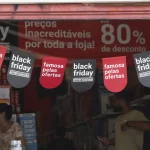 Aguiar que a Black Friday também oferece descontos atrativos e ofertas relâmpago que atendem a diferentes orçamentos. (Foto: Agência Brasil)