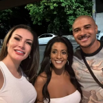 Apesar de dar a entender que não vai topar o convite do pai, nesta semana Andressa filmou um vídeo +18 com sua ex-sogra (mãe de seu último namorado, que também é ator p*n*. (Foto: Instagram)