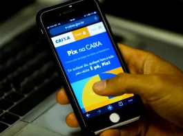 A partir de agora, ao utilizar um dispositivo novo, como um celular ou computador, para fazer transações via Pix, o usuário deverá cadastrá-lo na instituição onde possui conta.(Foto: Agência Brasil)