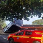 Além disso, a prefeitura comunicou que técnicos da Superintendência de Mobilidade (Sumob) estão avaliando a possibilidade de alterar o trajeto da linha 9214 envolvida no acidente. (Foto: CBMMG)